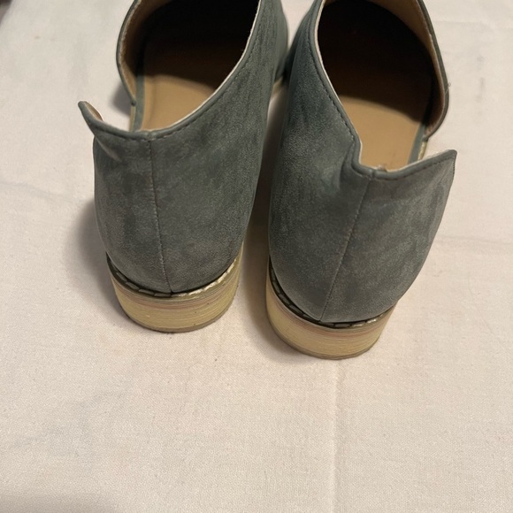 Journey Collection Women’s faux suede slip on D’Orsay shoes size 8 - Picture 2 of 6